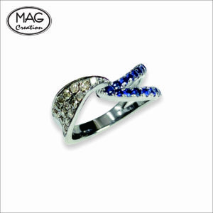 “Silvia Collection”18K 白金 天然藍寶石 天然鑽石 戒指